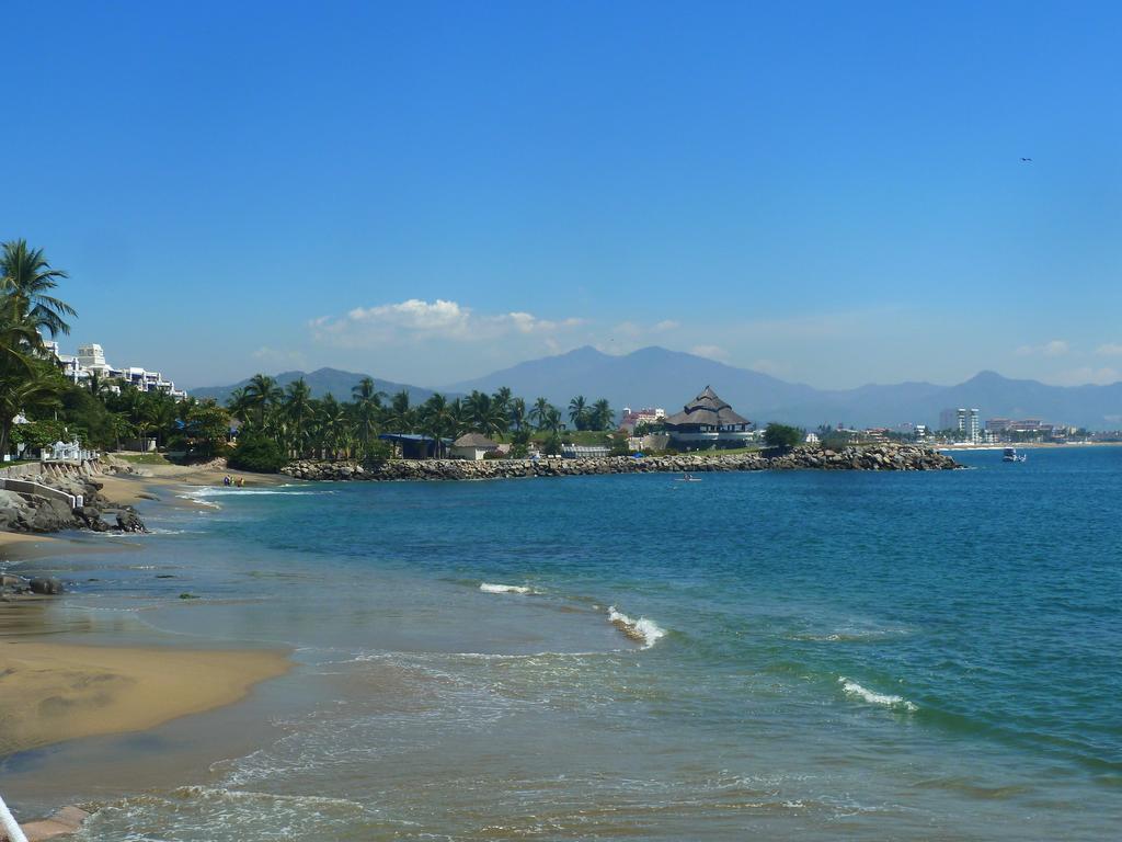 Dolphin Cove Inn Manzanillo Exterior photo